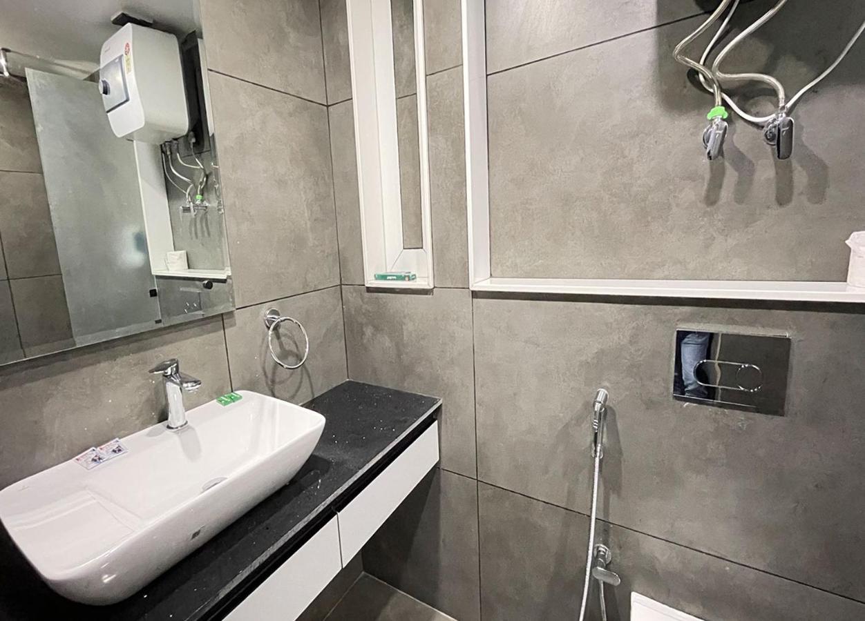 Bedchambers Serviced Apartments - Cyber City グルガウン エクステリア 写真