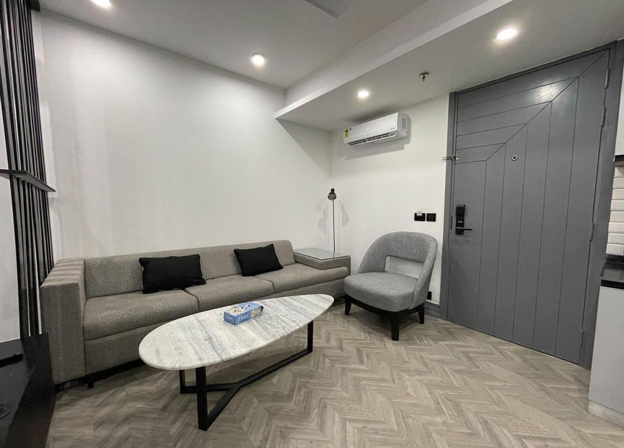 Bedchambers Serviced Apartments - Cyber City グルガウン エクステリア 写真