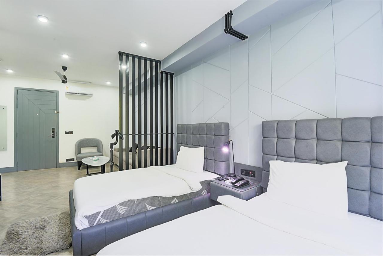 Bedchambers Serviced Apartments - Cyber City グルガウン エクステリア 写真