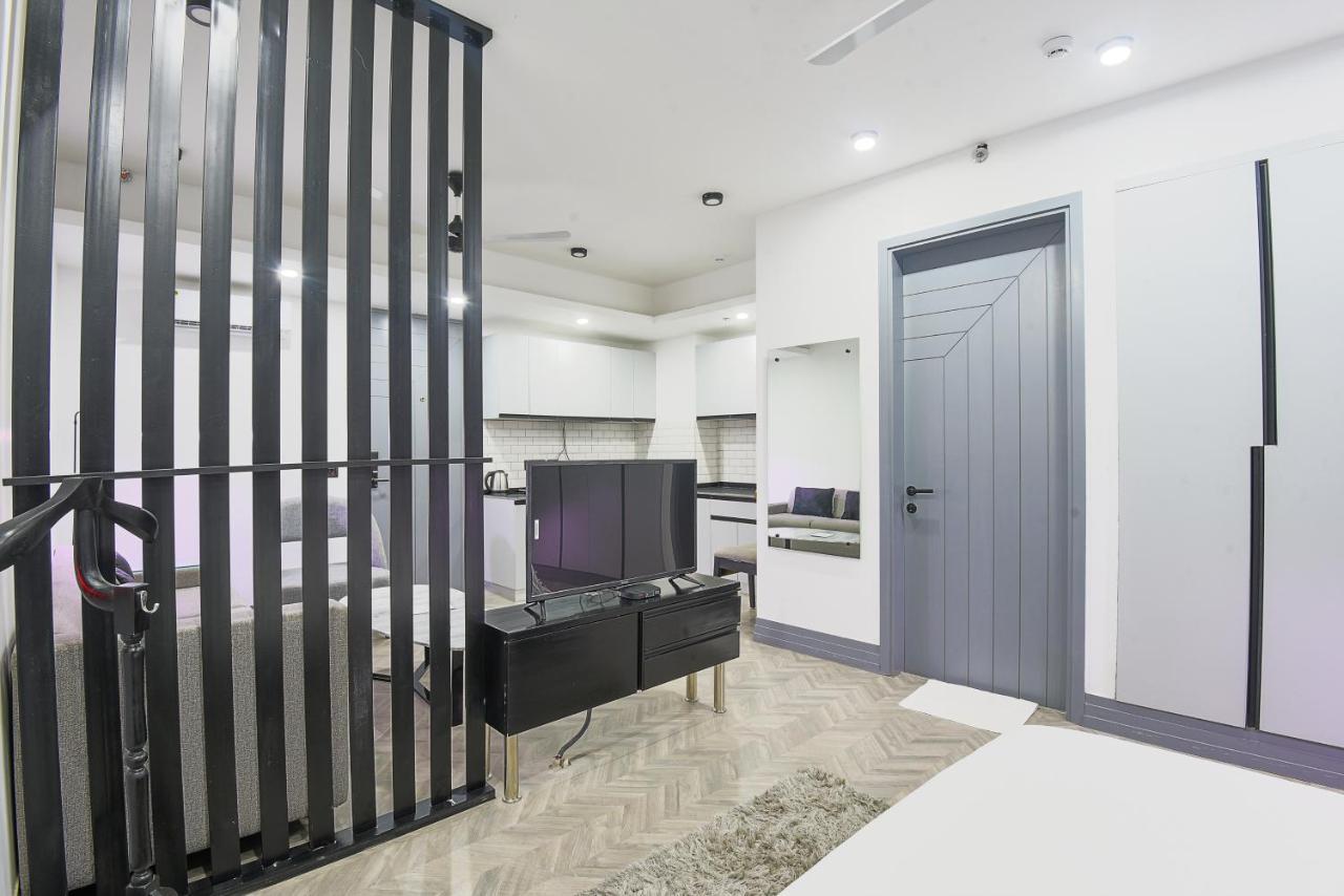 Bedchambers Serviced Apartments - Cyber City グルガウン エクステリア 写真