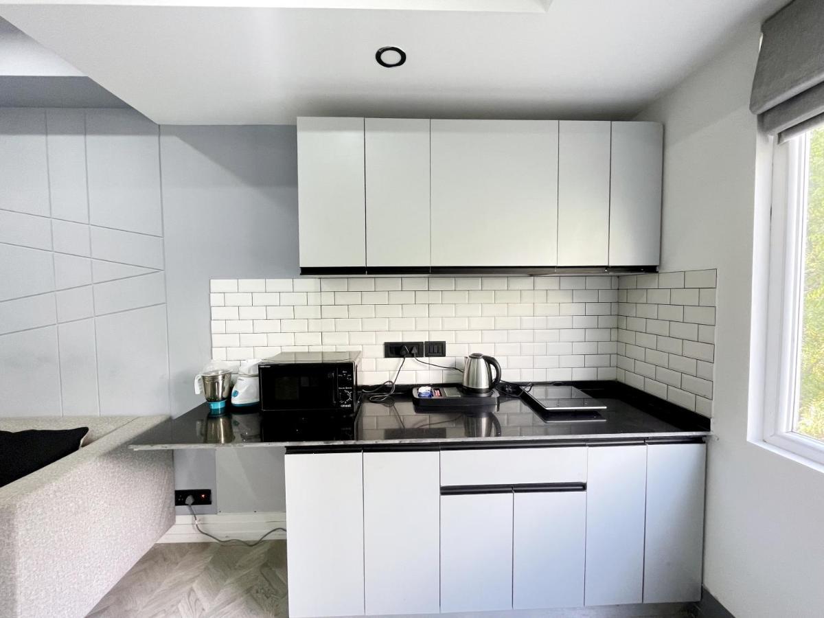 Bedchambers Serviced Apartments - Cyber City グルガウン エクステリア 写真
