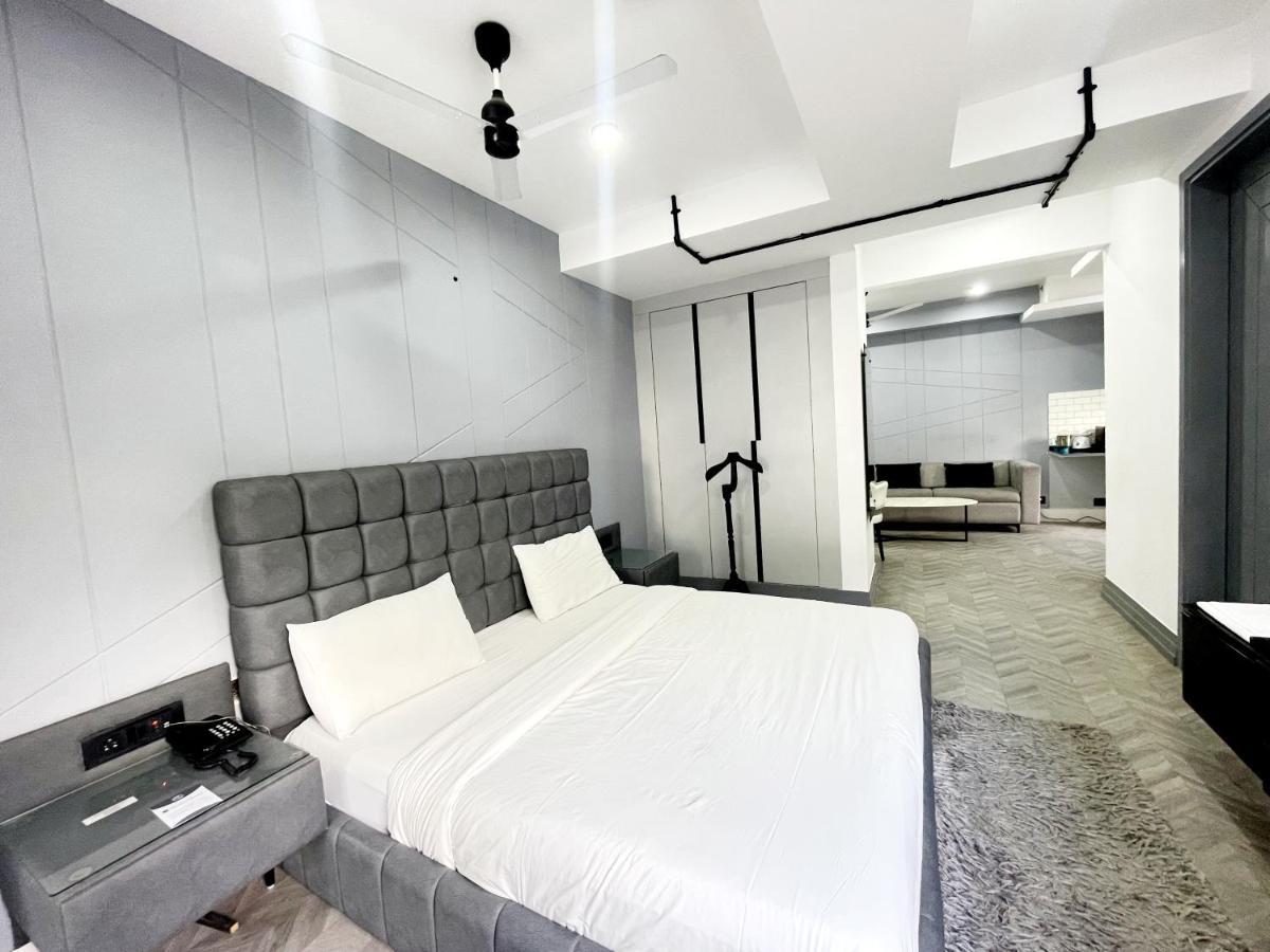 Bedchambers Serviced Apartments - Cyber City グルガウン エクステリア 写真
