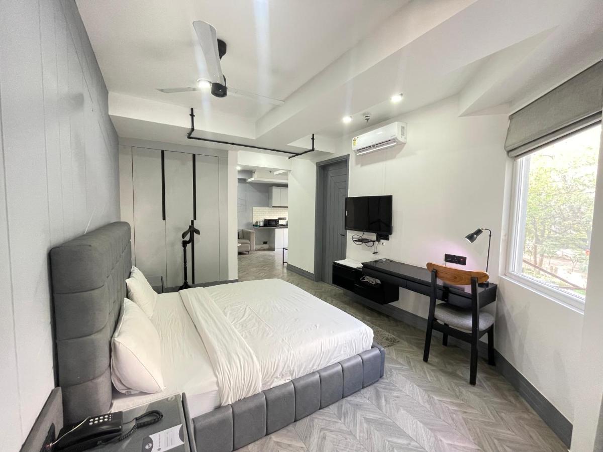 Bedchambers Serviced Apartments - Cyber City グルガウン エクステリア 写真